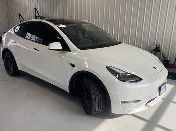 TESLA MODEL Y 2022 7SAYGDEF5NF380662 image